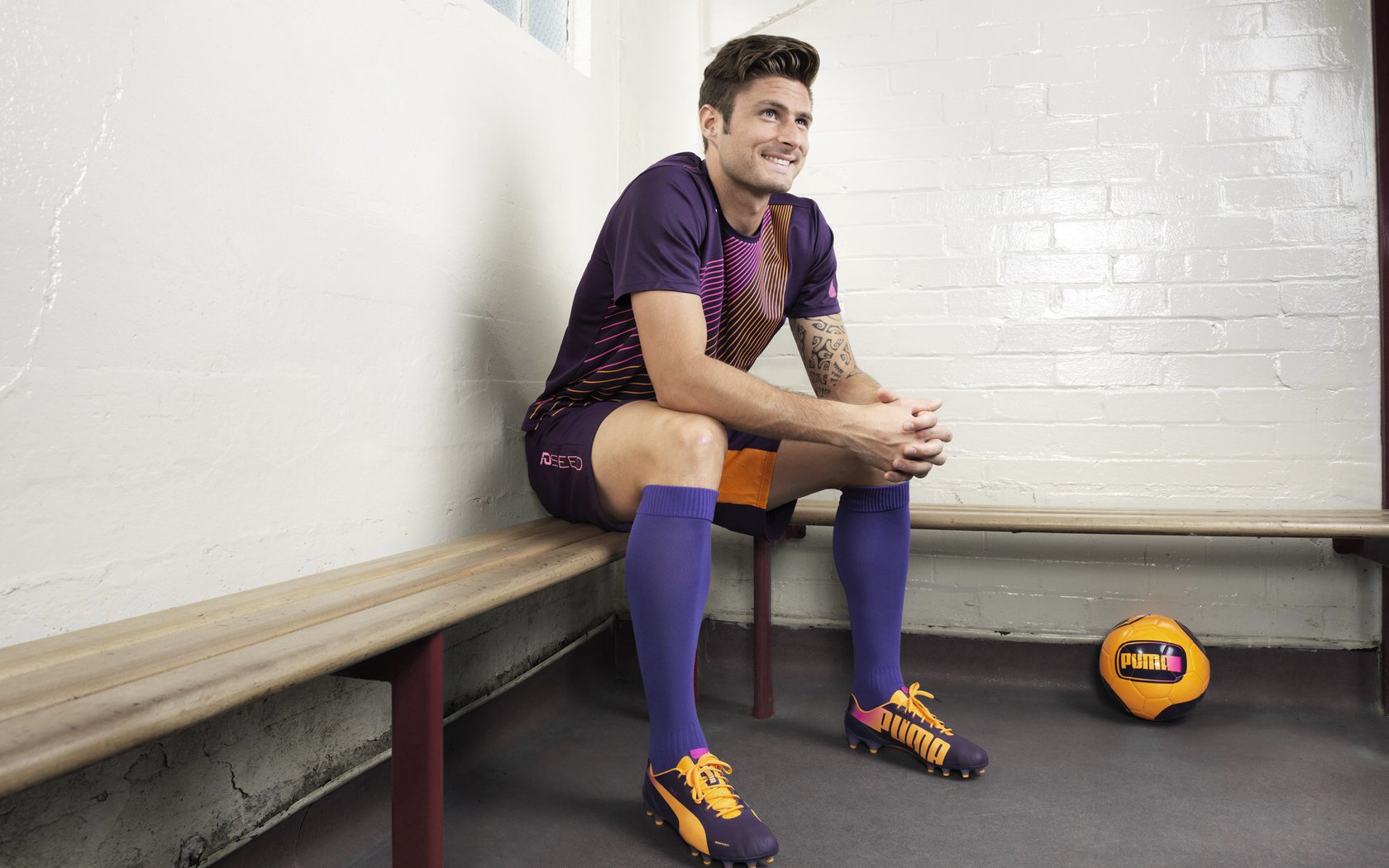 爱游戏手机版-托桑·埃夫布奥姆万在NBA常规赛中砍下22分，布冯和埃托奥