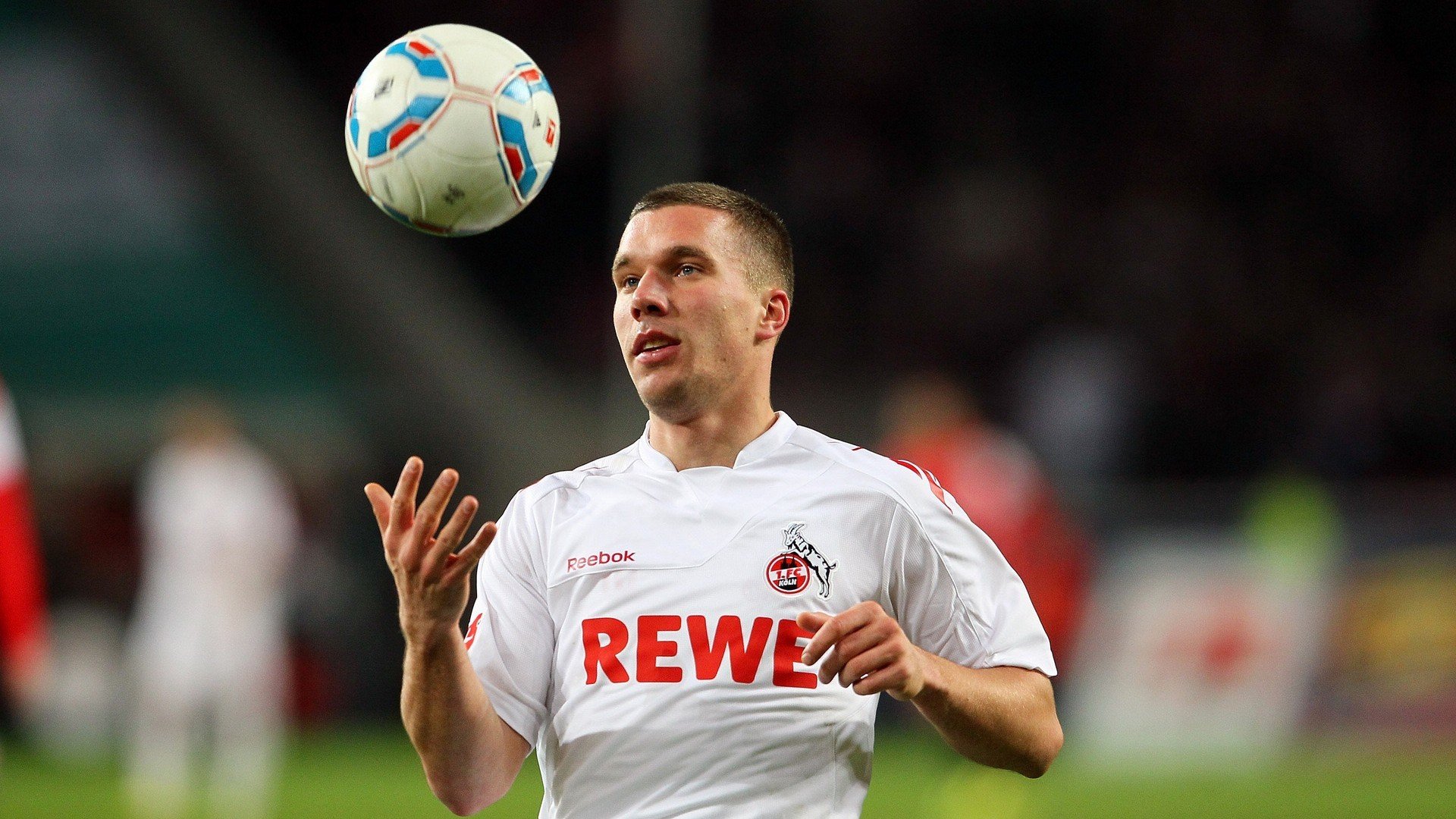 莱比锡击败强敌锁定欧冠资格,莱比锡击败强敌锁定欧冠资格的球员