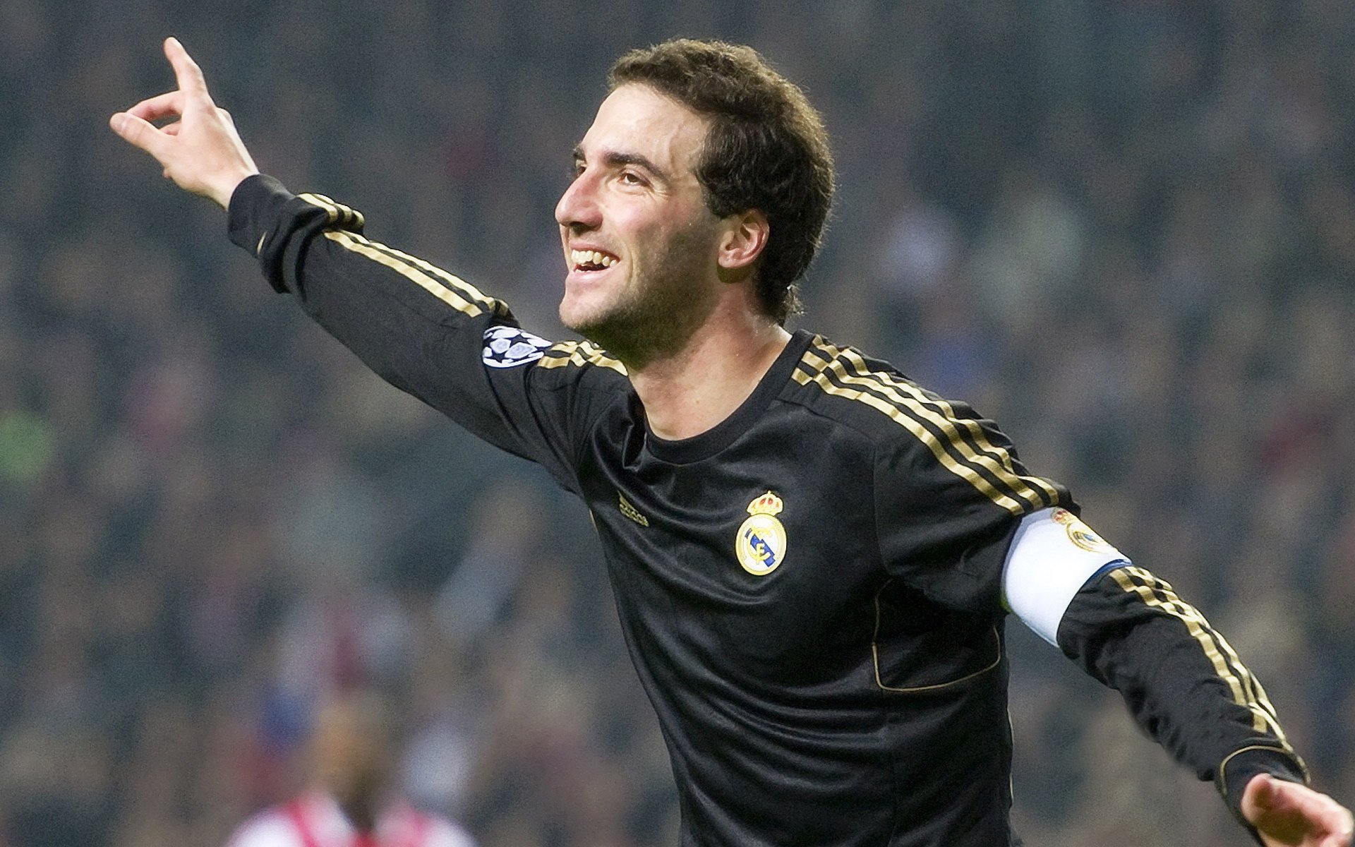 埃及男篮在非洲锦标赛中夺冠，再创辉煌